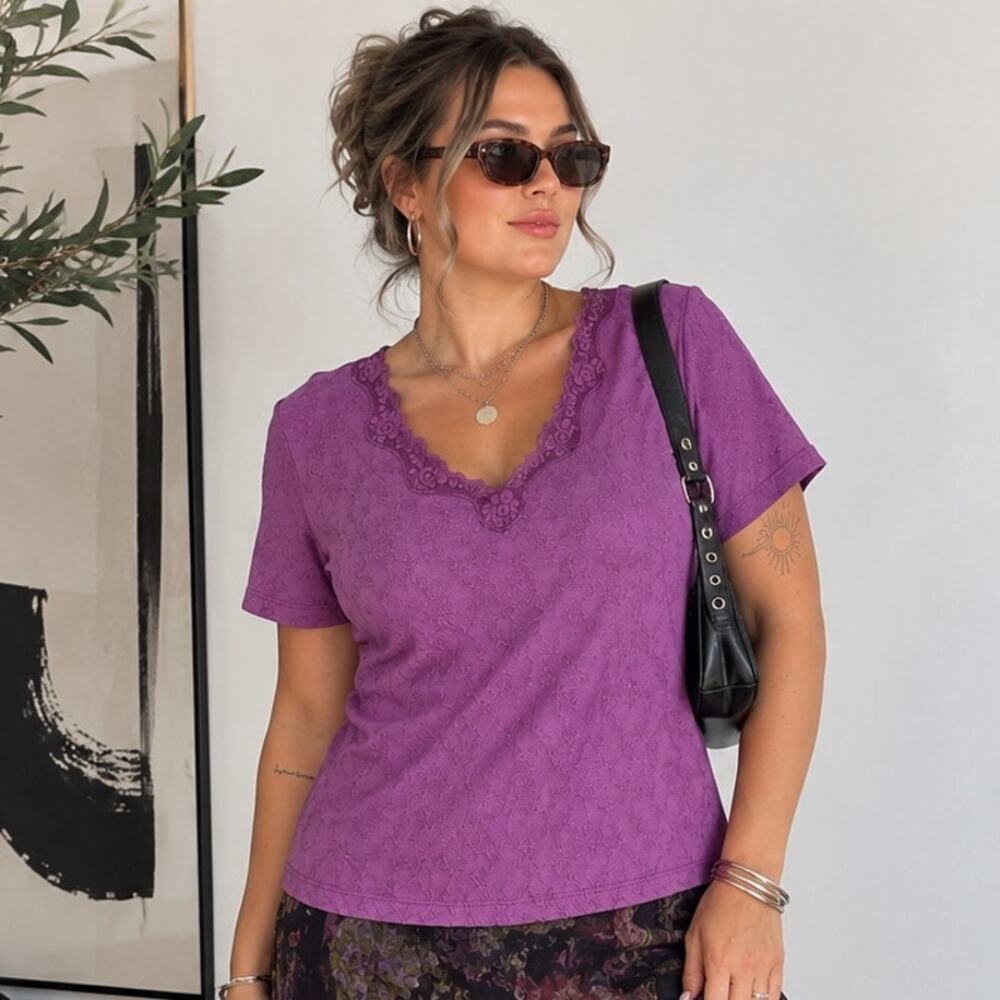 Covington Stretch Purple Floral Lace Short Sleeve Top Size L